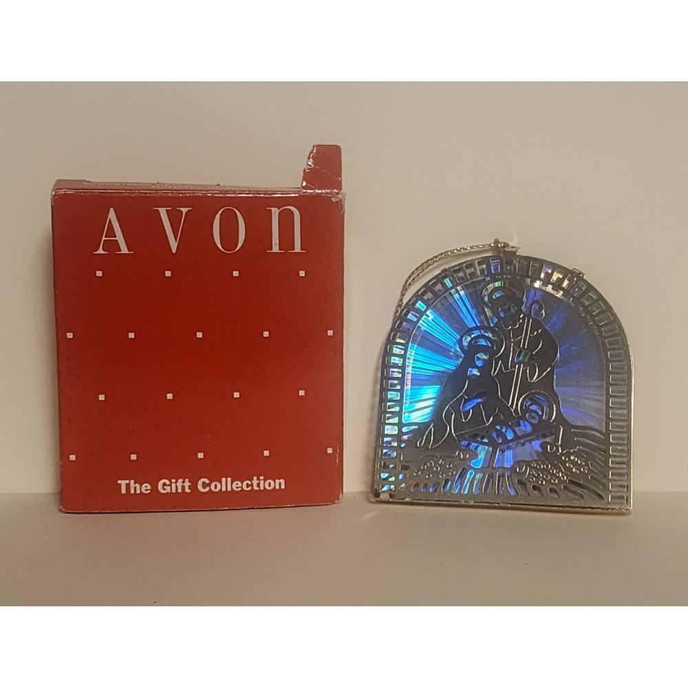 Avon Christmas Reflections Nativity Scene Ornament